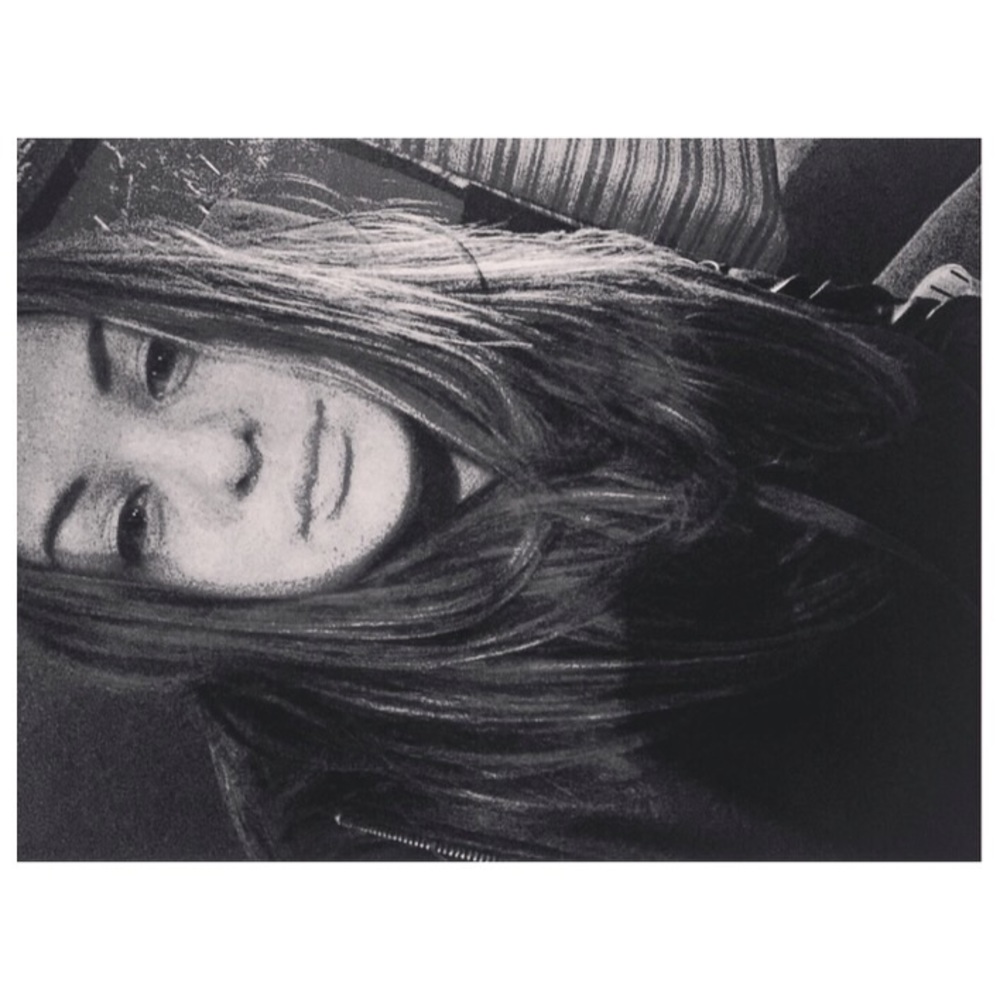 Meet your Posher, Kayla
